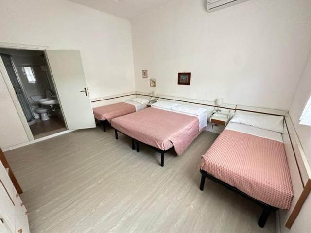 Hotel Fiorenza Milano Marittima Bagian luar foto
