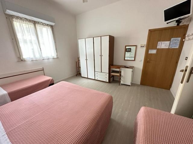Hotel Fiorenza Milano Marittima Bagian luar foto